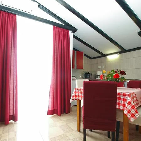 Fuer 4 Personen Ca 45 Qm In Fazana, Istrien Istrische Riviera Apartment
